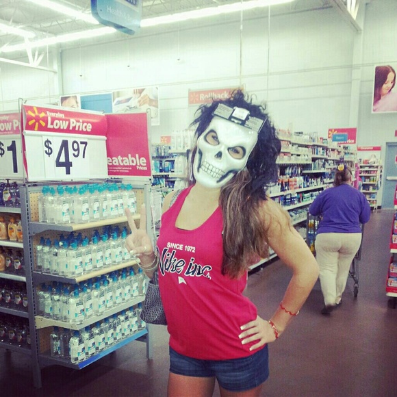 Meet your Posher, Chelsie - Picture 9 of 12